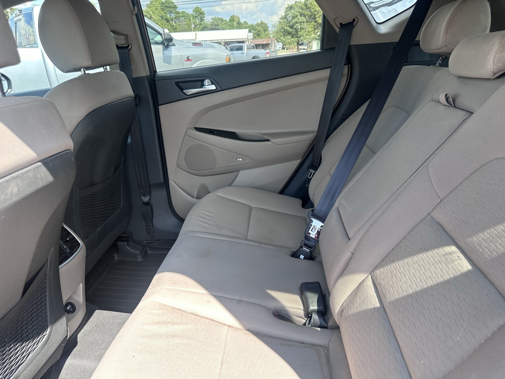 2019 Hyundai Tucson Sport photo 2