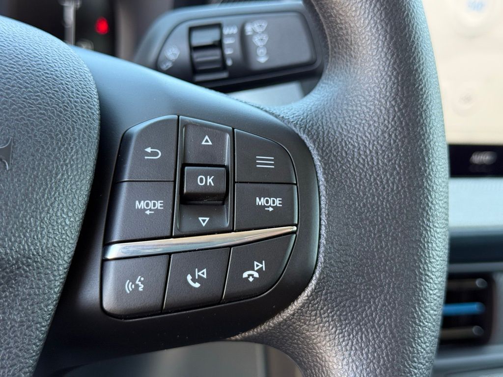2025 Ford Maverick XLT photo 12