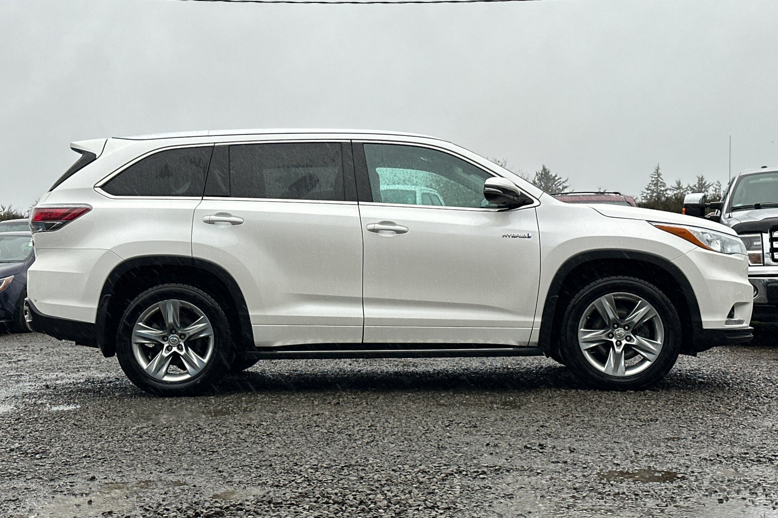 2014 Toyota Highlander Hybrid Limited photo 2