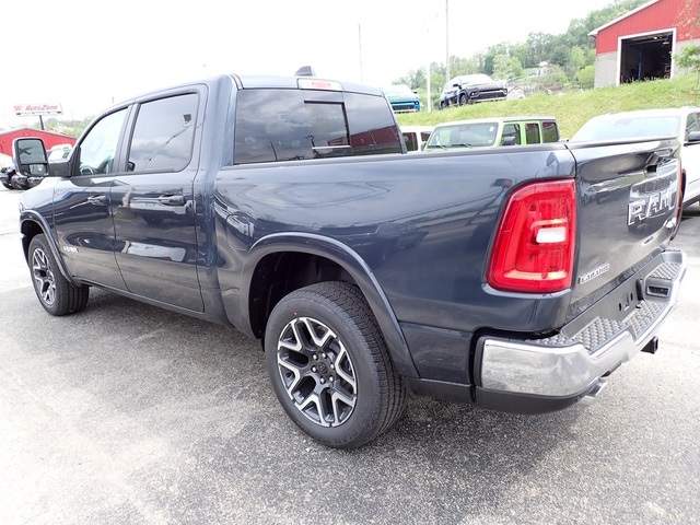 2025 Ram 1500 Laramie photo 3