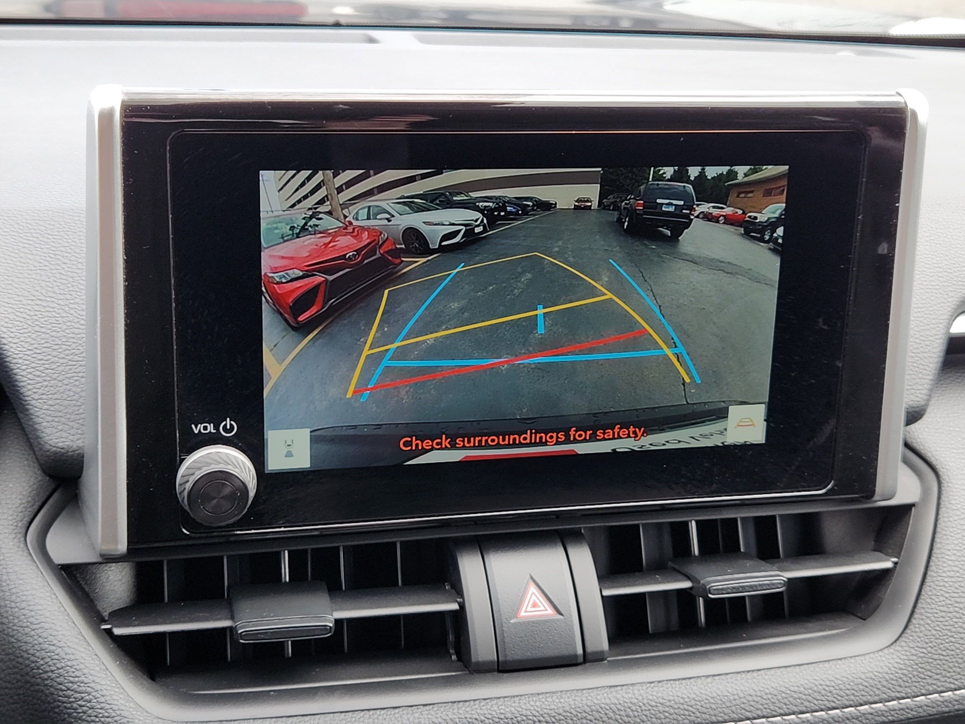 2025 Toyota RAV4 XLE photo 15