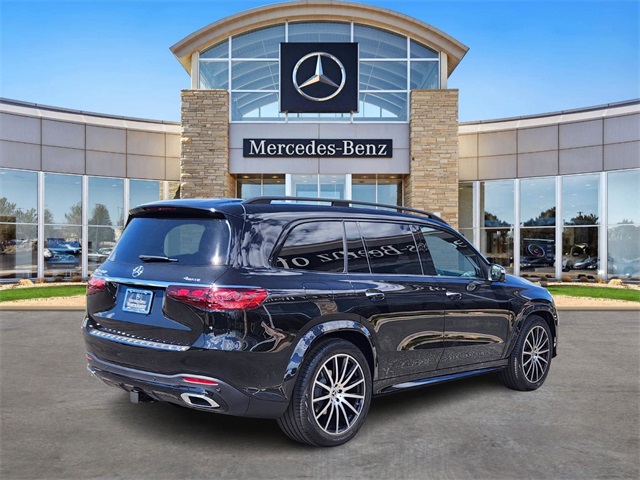 2025 Mercedes Benz GLS 450 4MATIC photo 4