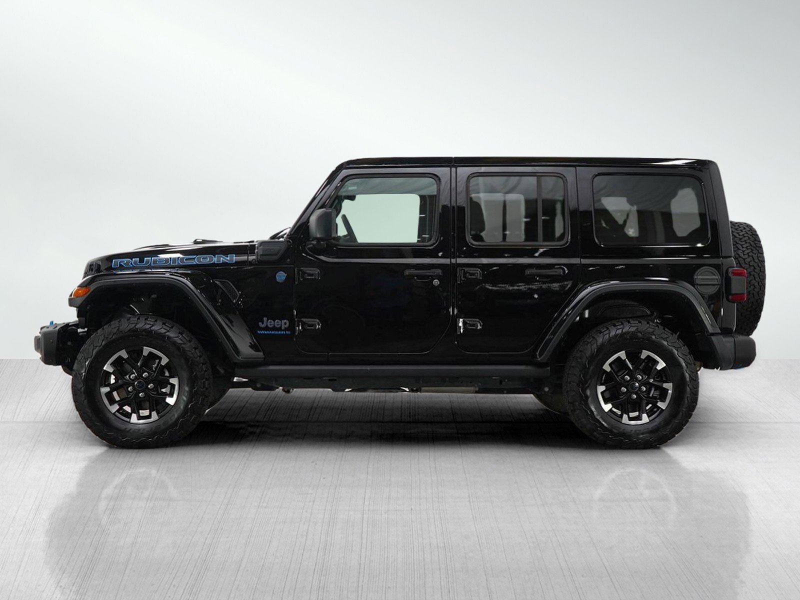2024 Jeep Wrangler Rubicon 4xe photo 2