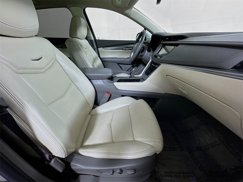 2017 Cadillac XT5 Luxury photo 9