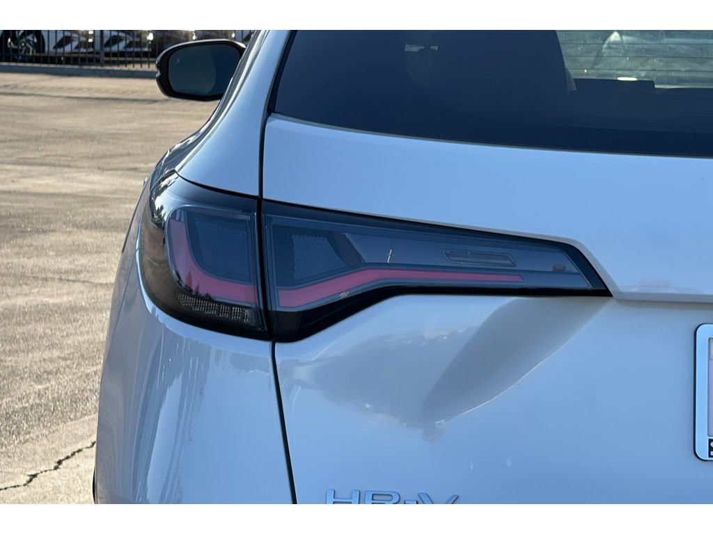 2024 Honda HR-V EX-L photo 11