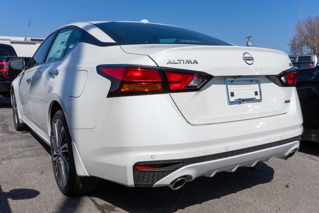 2025 Nissan Altima 2.5 SL photo 4