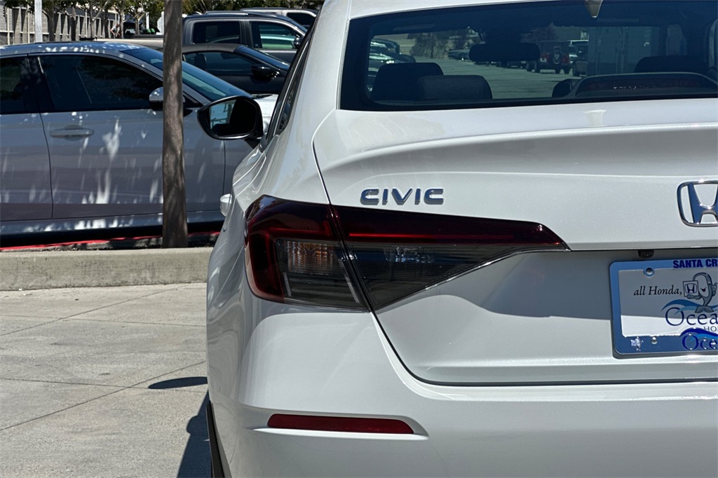 2025 Honda Civic Sport photo 24
