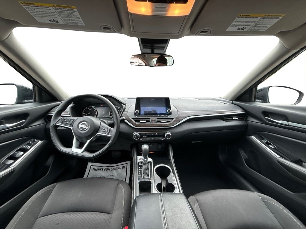 2023 Nissan Altima 2.5 SV photo 22