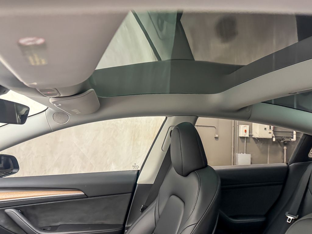 2023 TESLA MODEL 3 - Image 11