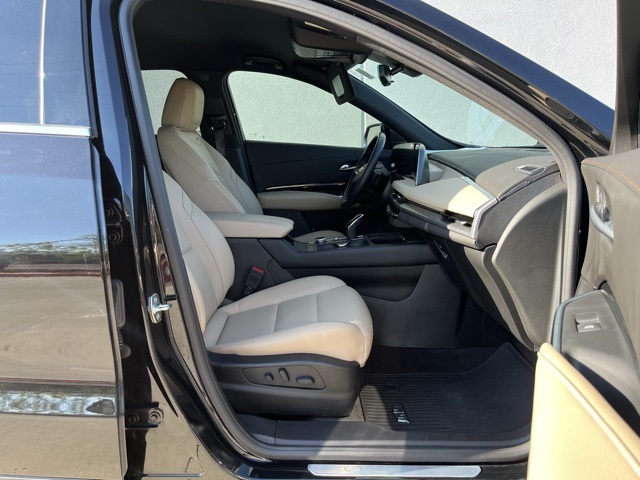 2024 Cadillac XT4 Luxury photo 16