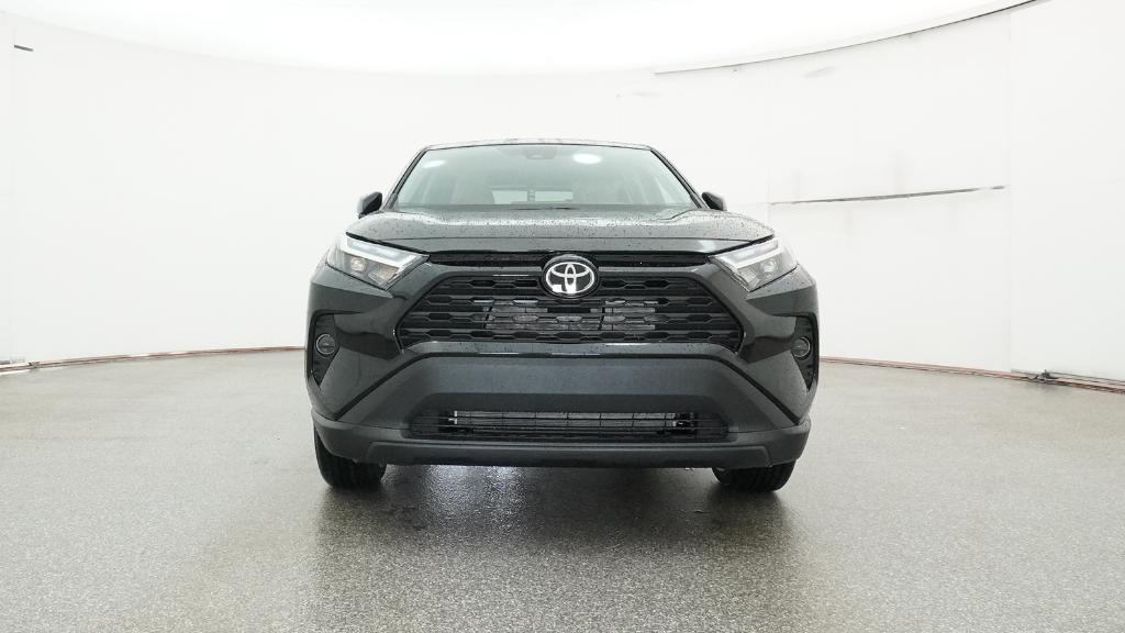 2025 Toyota RAV4 LE photo 3