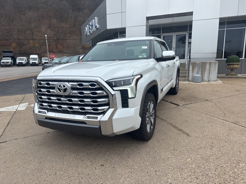 2022 Toyota Tundra 1794 Edition photo 3