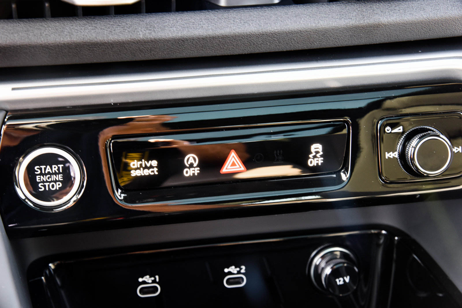 2025 Audi Q5 Premium Plus photo 16