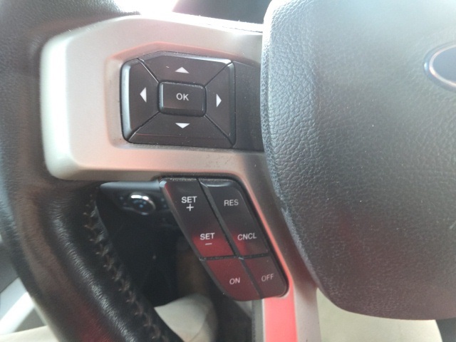 2022 Ford F-250 Lariat photo 13