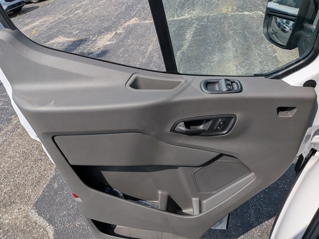 2025 Ford Transit photo 12