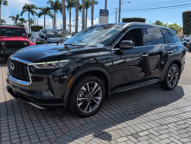 2022 Infiniti QX60 Luxe photo 4