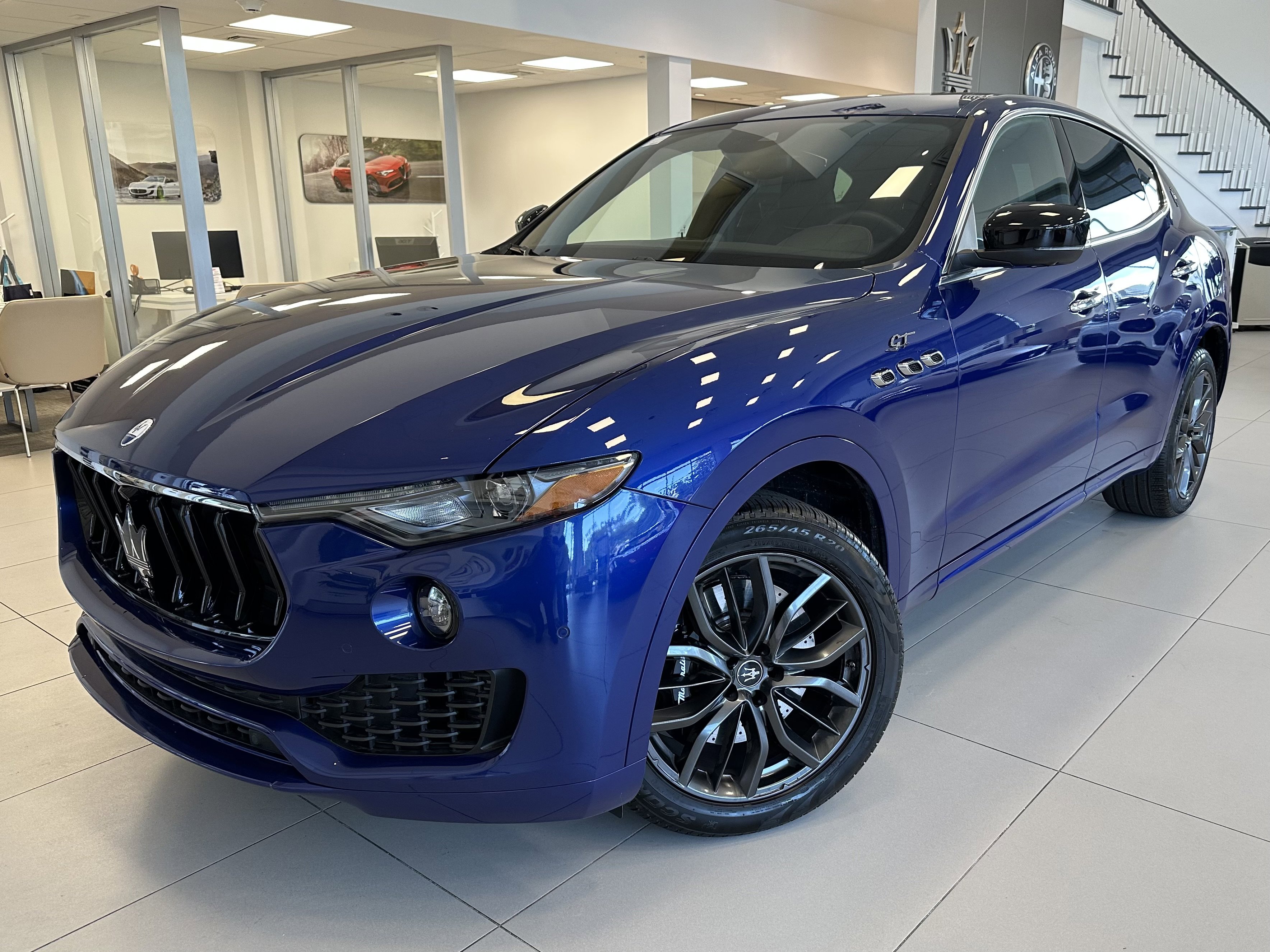 2024 Maserati Levante Modena Ultima's photo