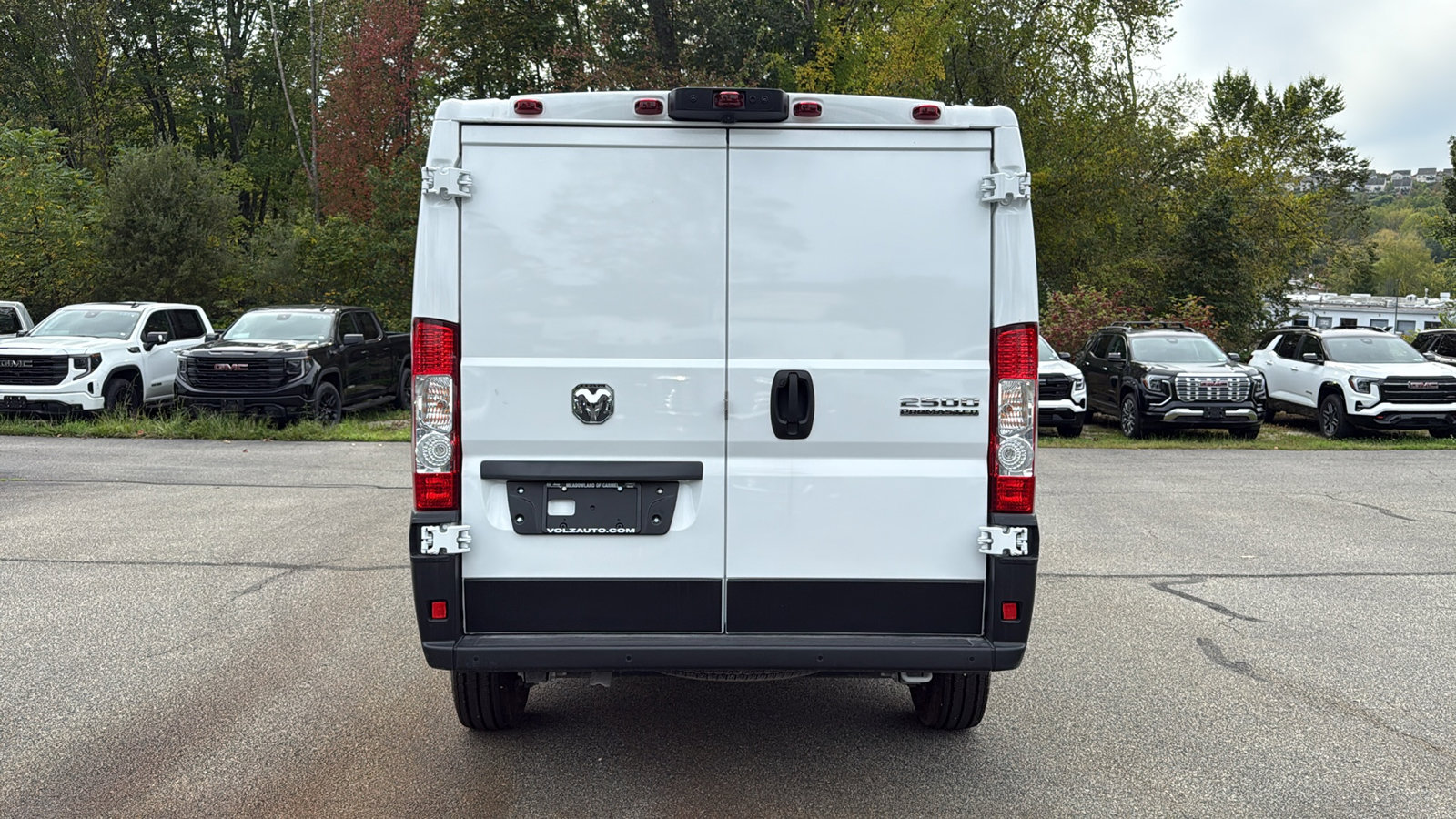 2025 Ram ProMaster 2500 Tradesman photo 3