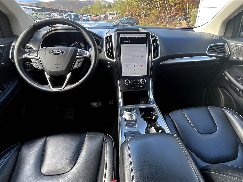 2022 Ford Edge Titanium photo 21