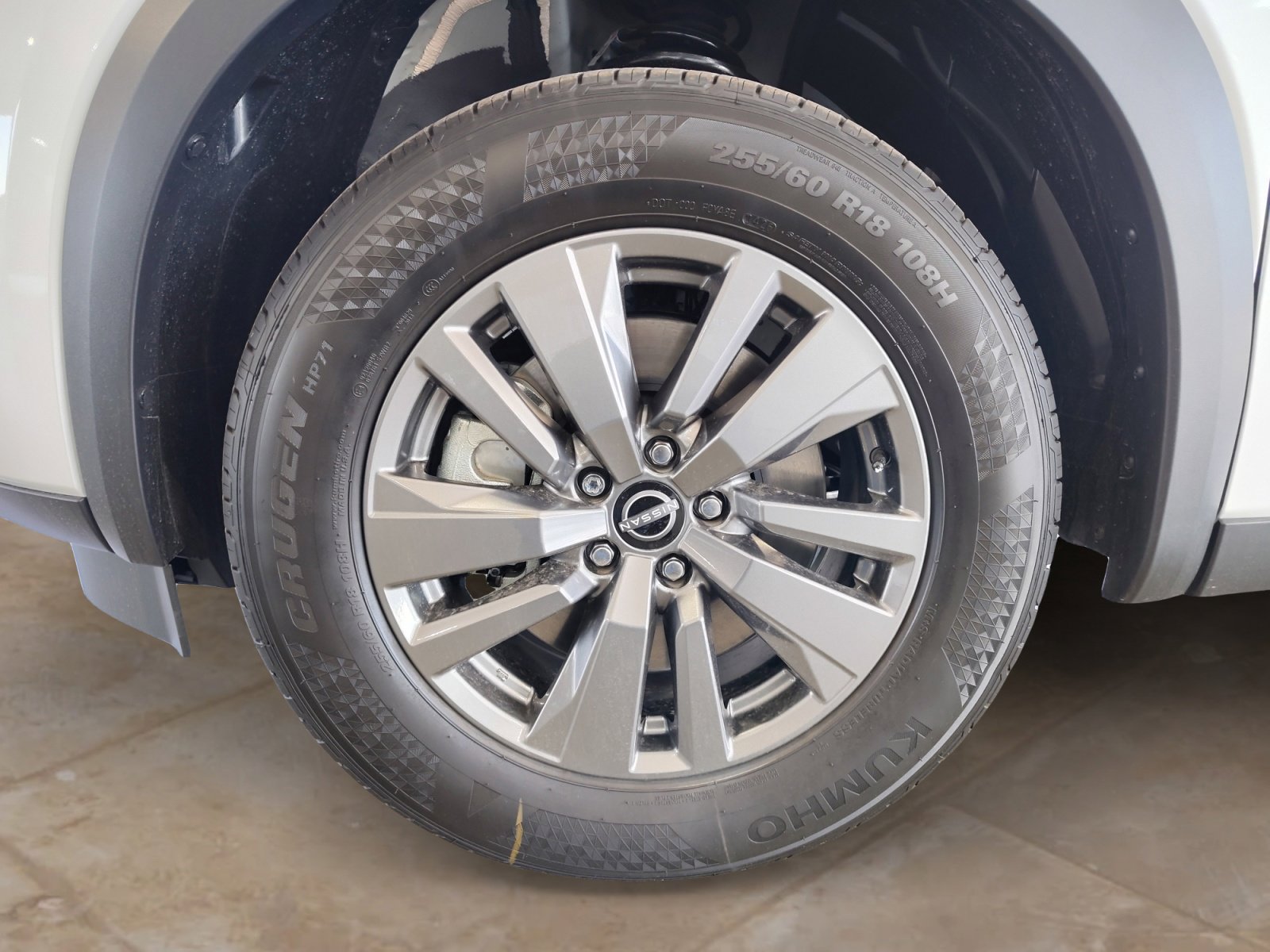 2025 Nissan Pathfinder SV photo 26