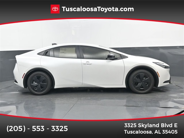 2026 Toyota Prius LE's photo