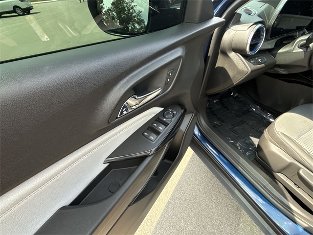 2024 Chevrolet Trax LT photo 13