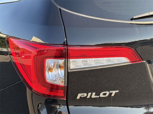 2022 Honda Pilot SE photo 7