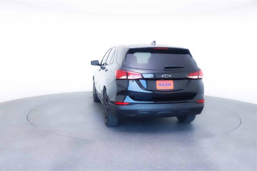 2024 Chevrolet Equinox LS photo 4