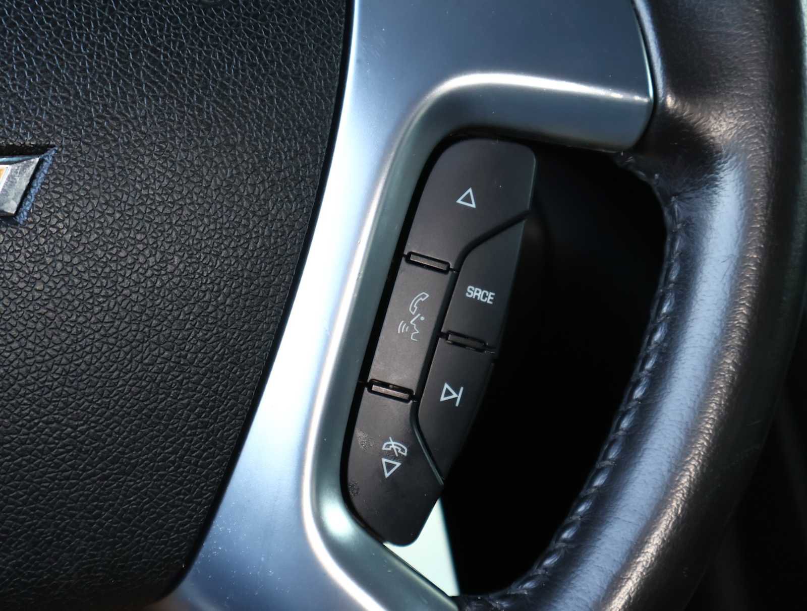 2017 Chevrolet Traverse 1LT photo 12