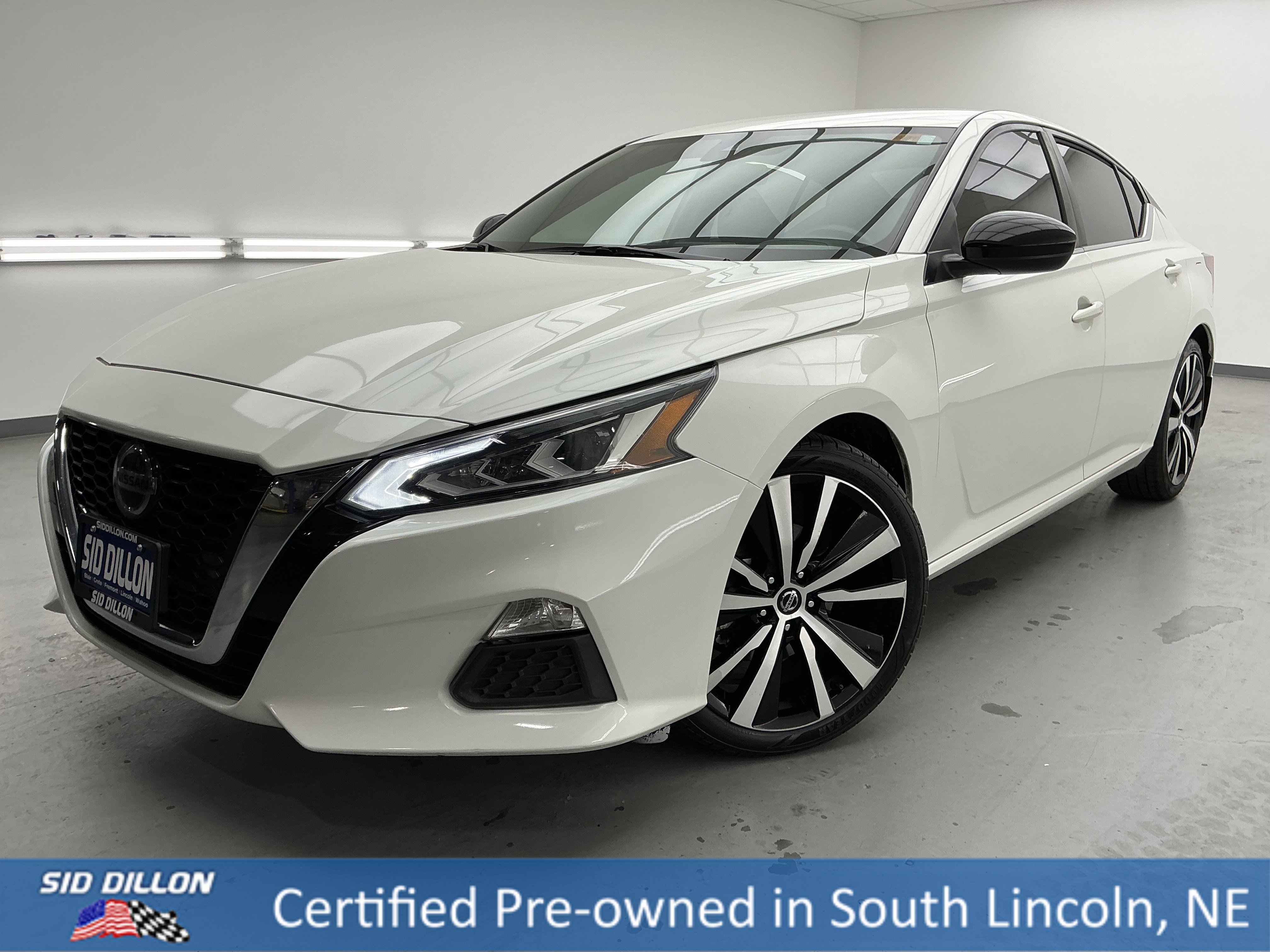 2022 Nissan Altima SR