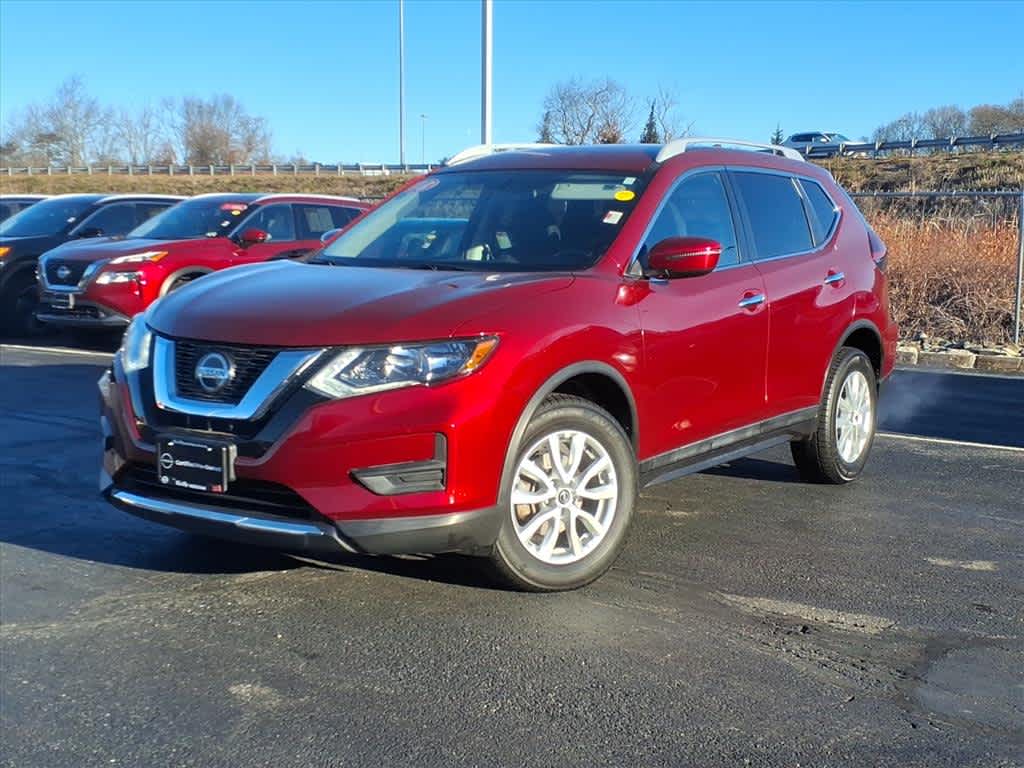 2018 Nissan Rogue SV's photo