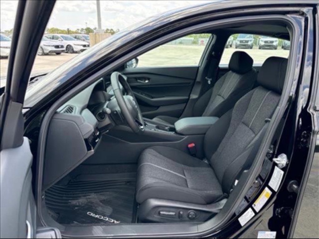2025 Honda Accord Hybrid Sport photo 17