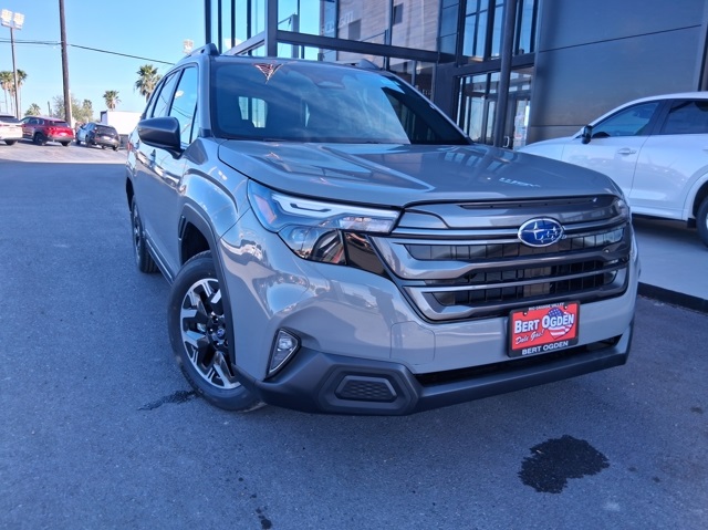 2026 Subaru Forester Premium's photo