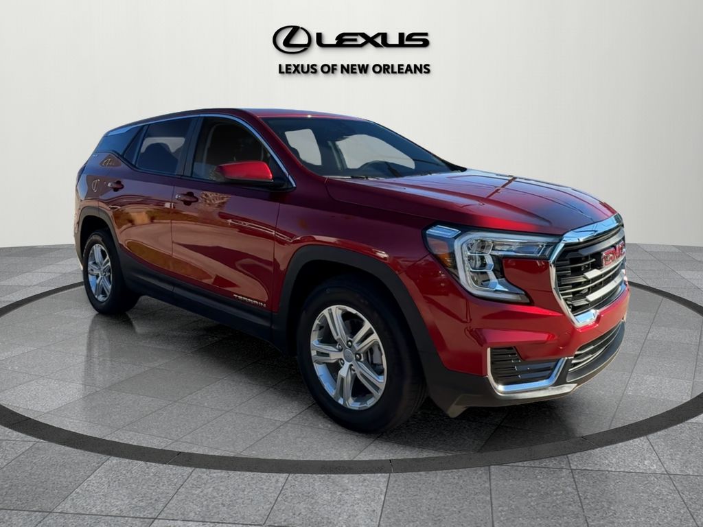 2024 GMC Terrain SLE's photo