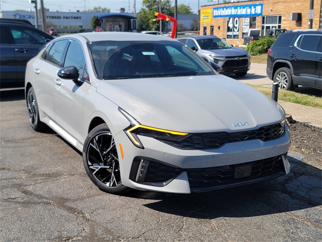 2026 Kia K5 GT-Line photo 2