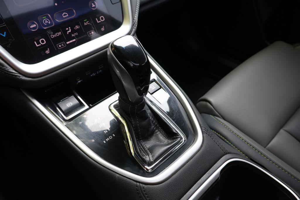 2020 Subaru Outback Onyx Edition XT photo 17
