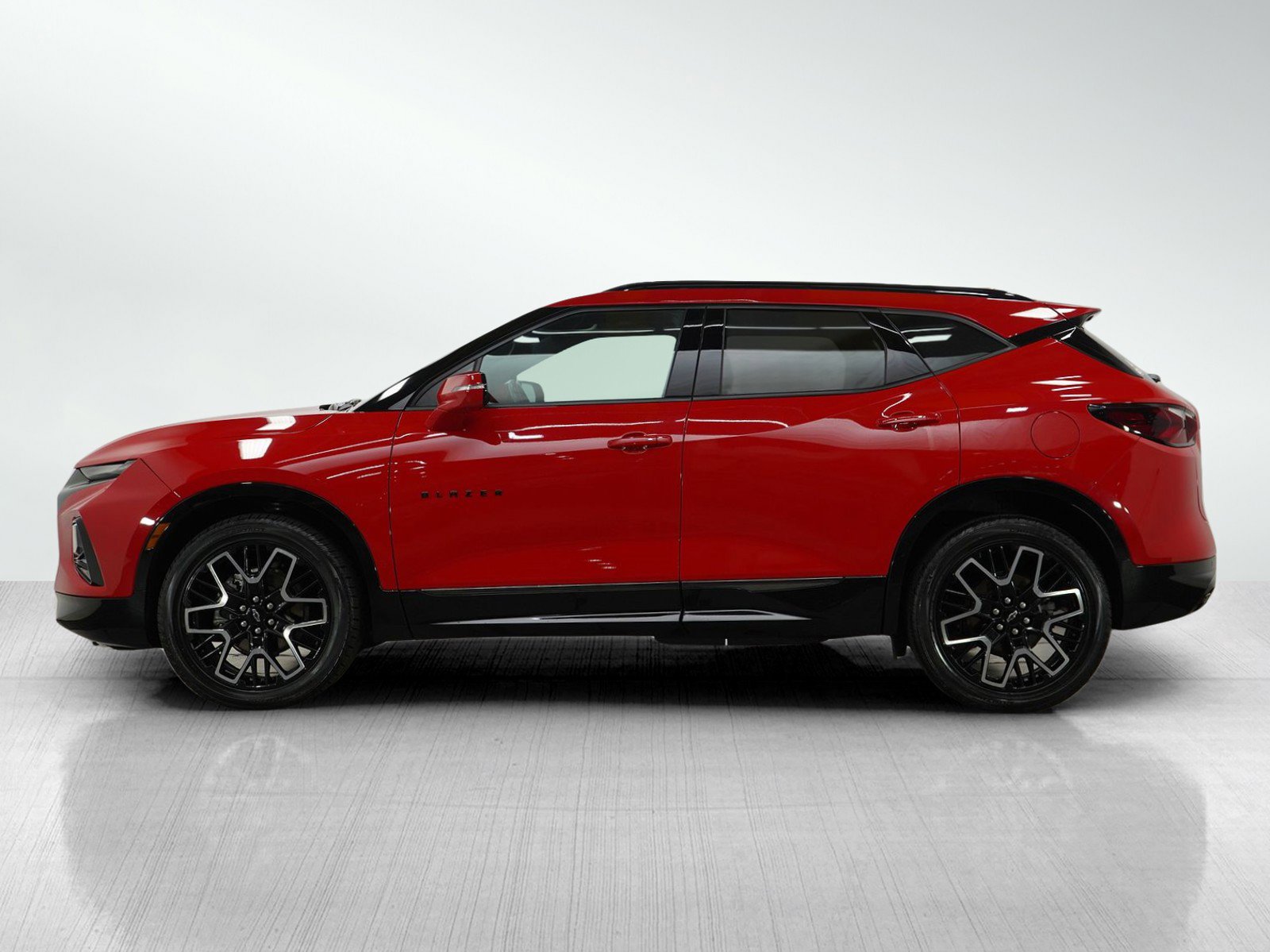 Used 2022 Chevrolet Blazer RS with VIN 3GNKBKRS7NS113082 for sale in White Bear Lake, Minnesota