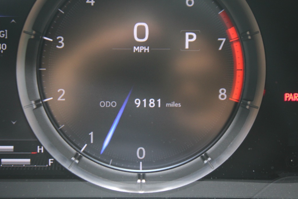2023 Lexus ES 350 F SPORT photo 18