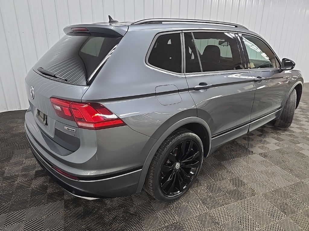 2021 Volkswagen Tiguan SE R-Line Black photo 9
