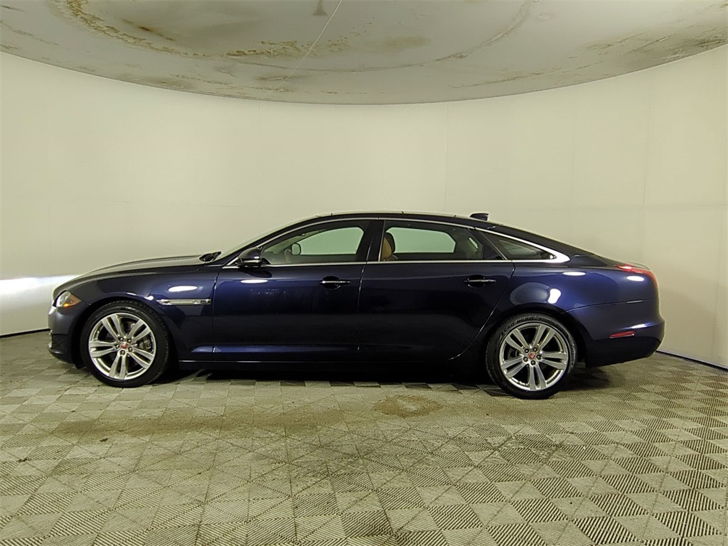 2017 Jaguar XJ XJL Portfolio photo 8