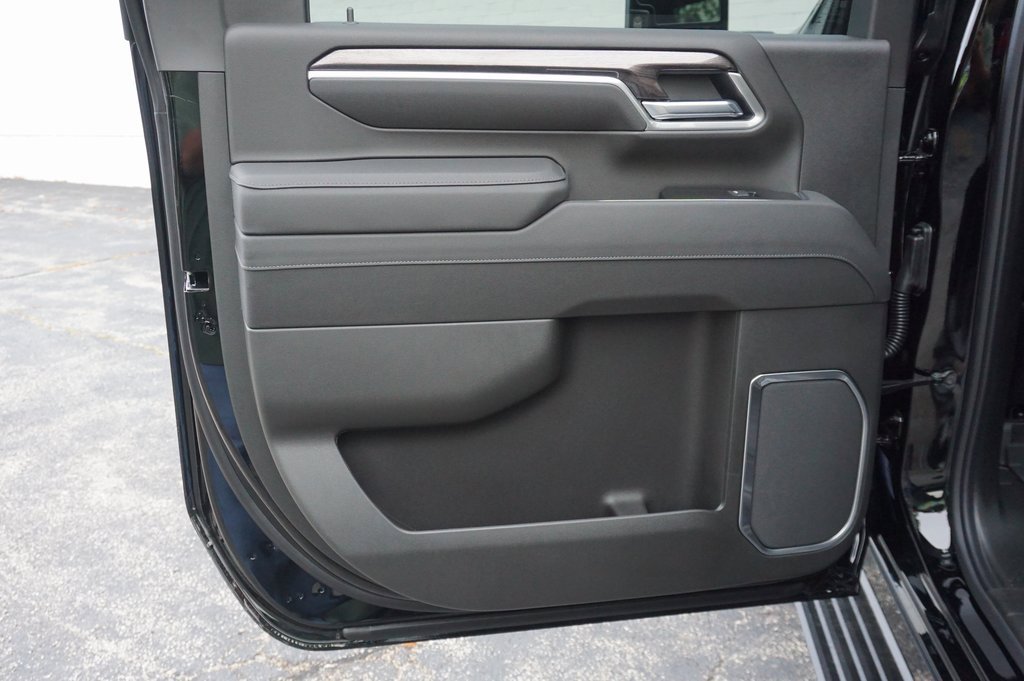 2026 Chevrolet Silverado 2500HD LTZ photo 29