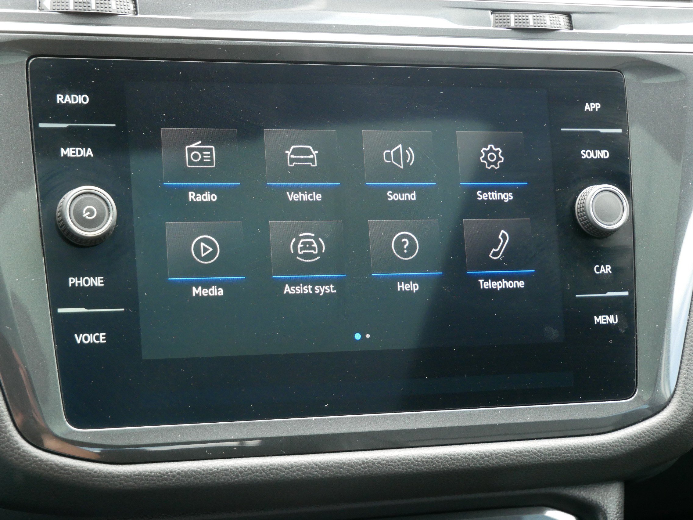 2022 Volkswagen Tiguan SE photo 22
