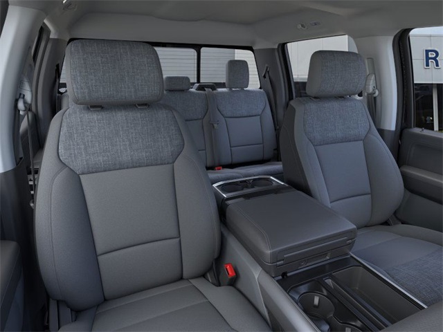 2025 Ford F-150 XLT photo 9