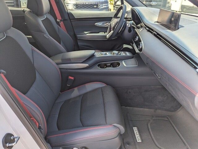 2025 Genesis GV70 2.5T photo 31