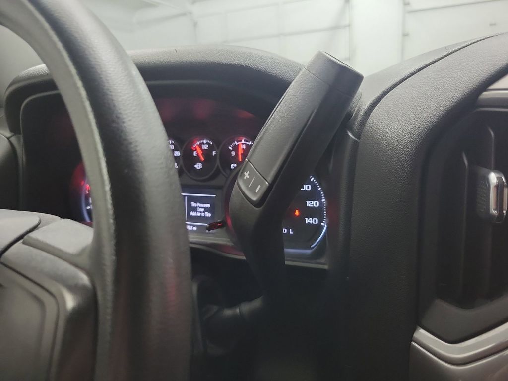 2021 Chevrolet Silverado 1500 Custom photo 24