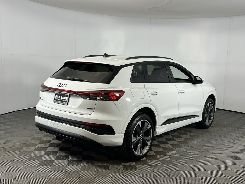 2024 Audi Q4 E-tron Premium Plus photo 3