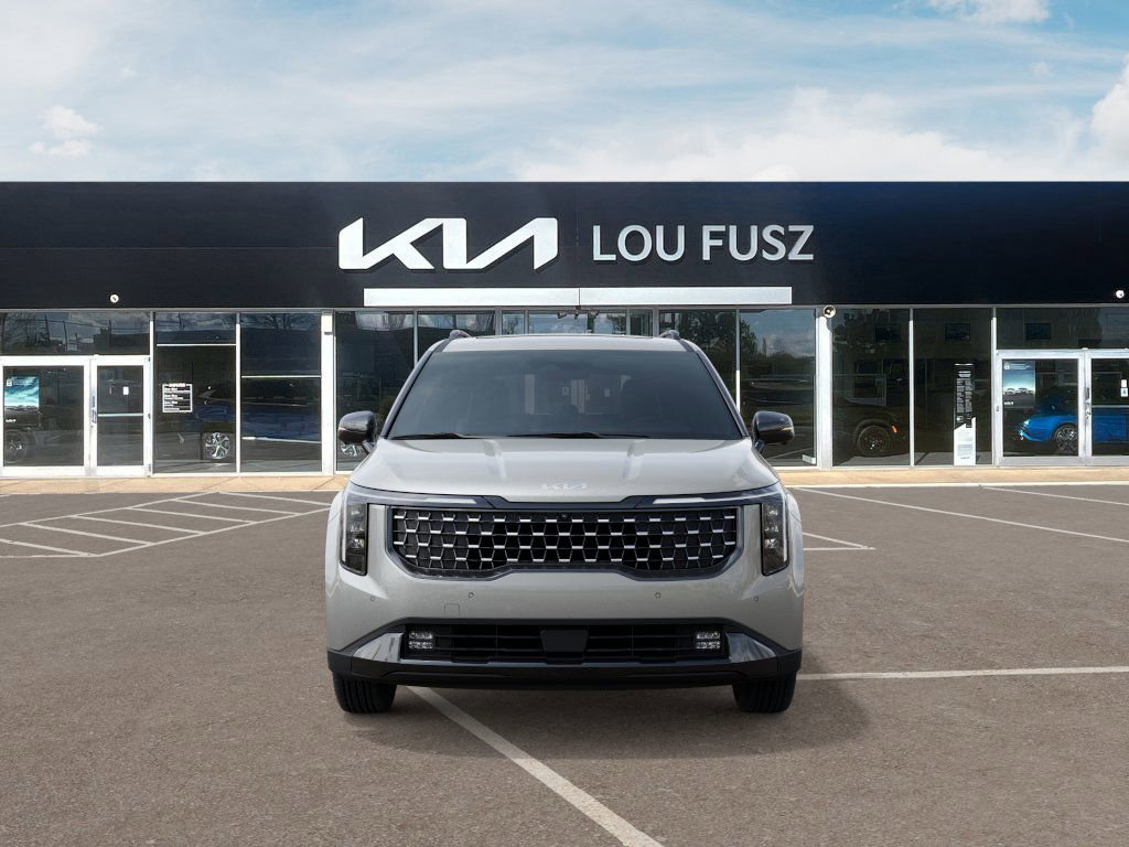 2025 Kia Carnival SX photo 2