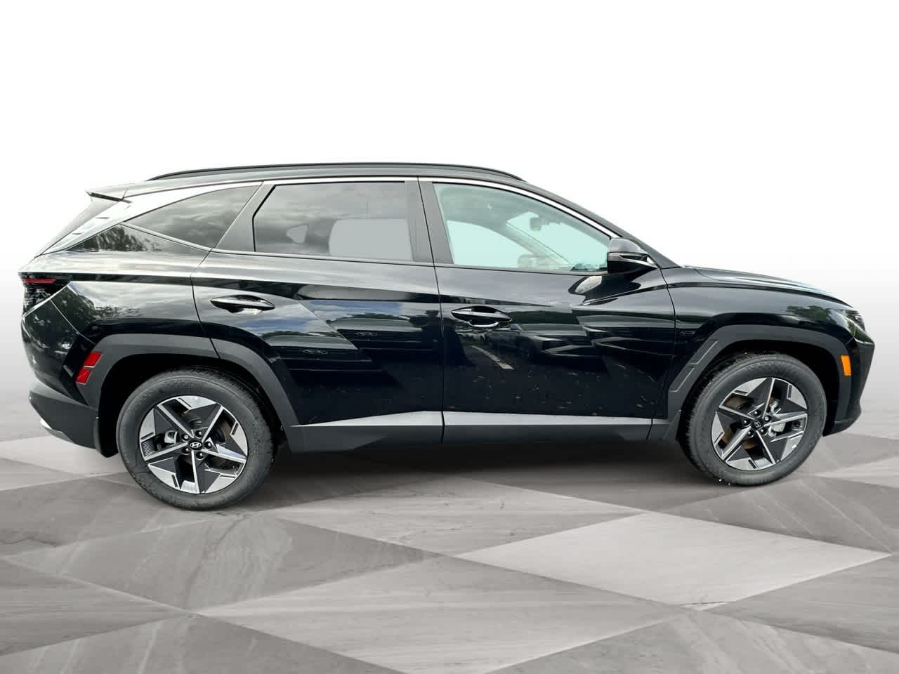 2025 Hyundai Tucson SEL Convenience photo 8