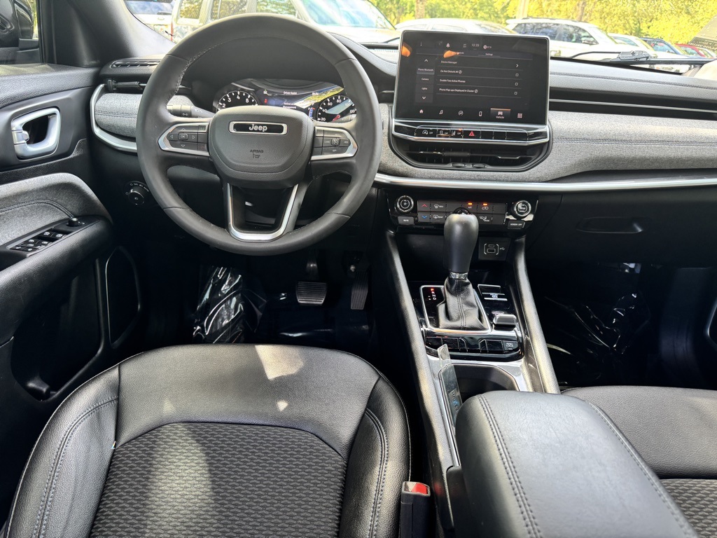 2024 Jeep Compass Latitude photo 14