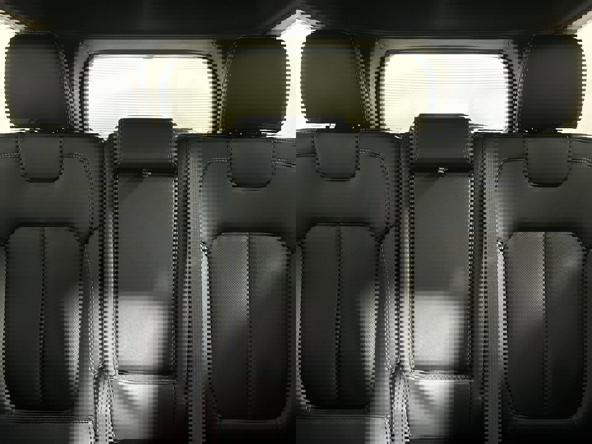2025 Jeep Grand Cherokee Limited photo 15